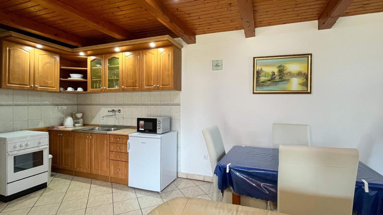 Magyar Apartmanhazak I-Iii. Залакарош Экстерьер фото