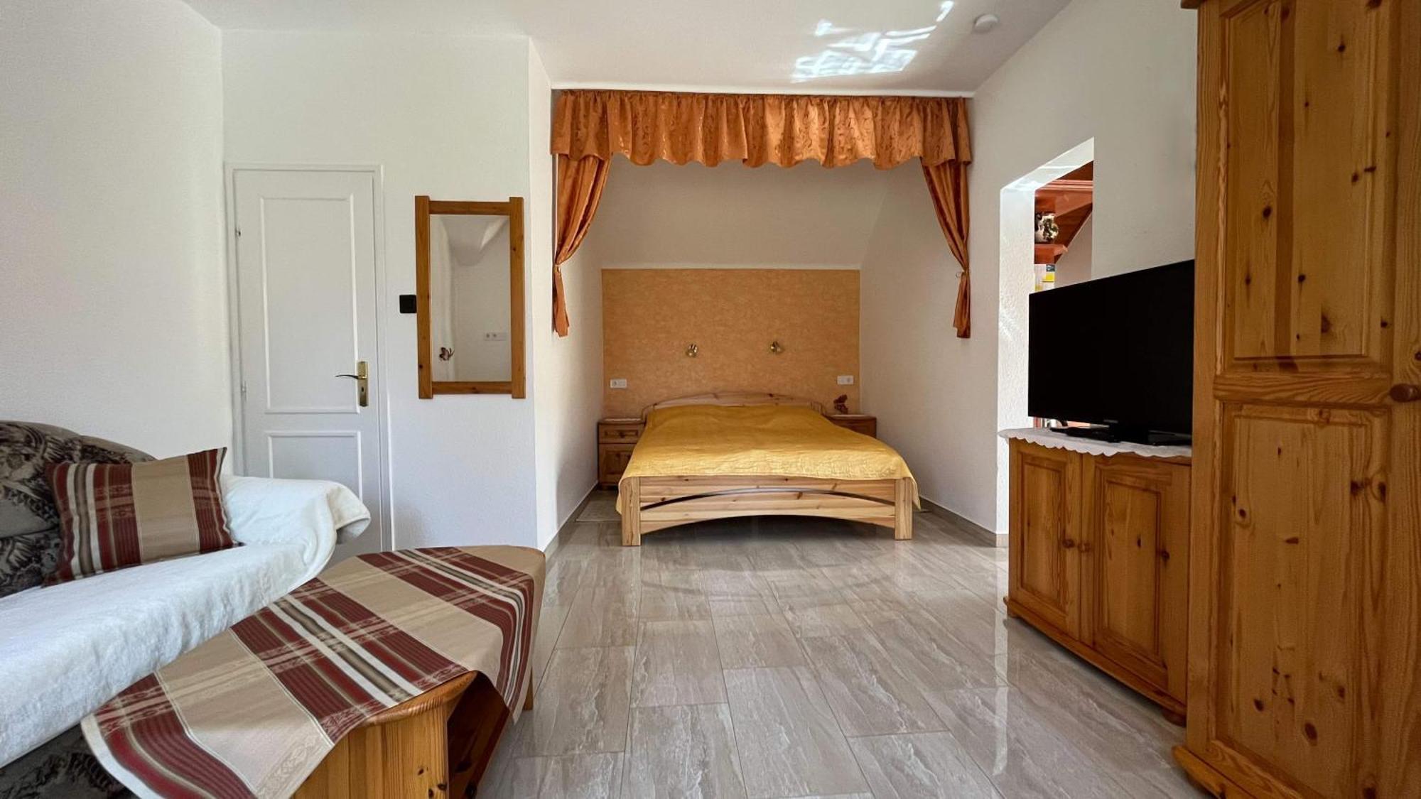 Magyar Apartmanhazak I-Iii. Залакарош Номер фото