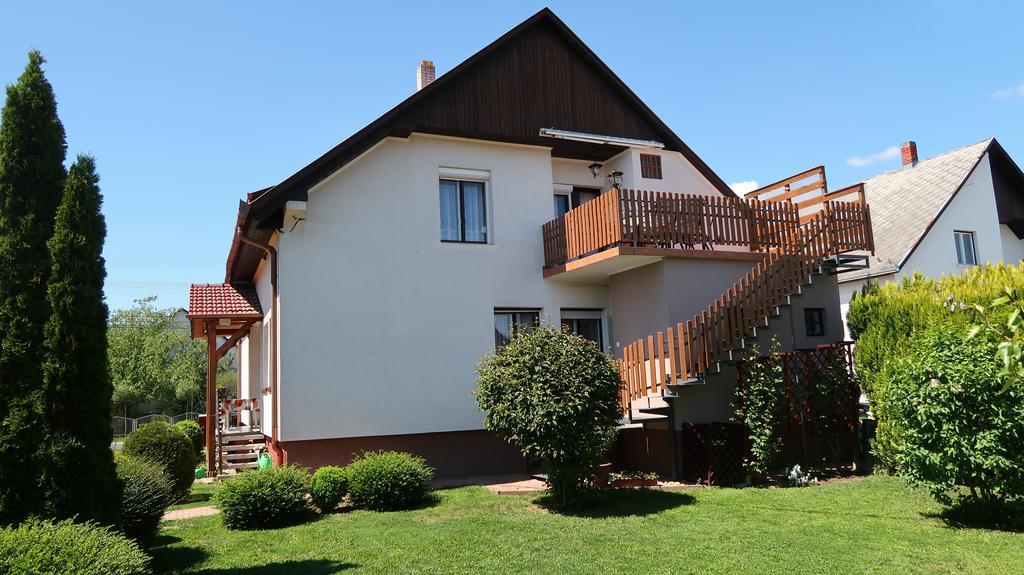 Magyar Apartmanhazak I-Iii. Залакарош Экстерьер фото