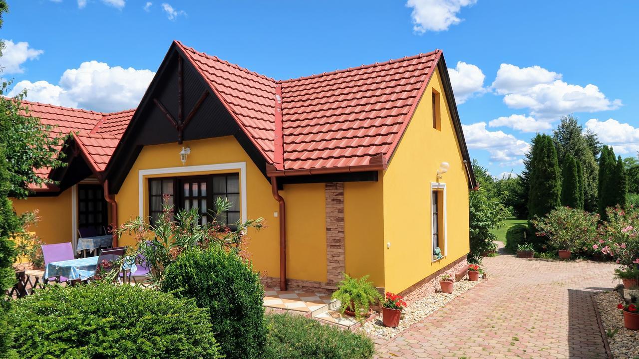 Magyar Apartmanhazak I-Iii. Залакарош Экстерьер фото